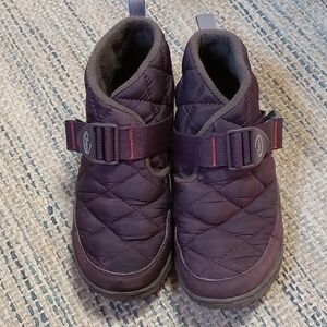 Chaco Womans Ramble Quilted Purple Boots